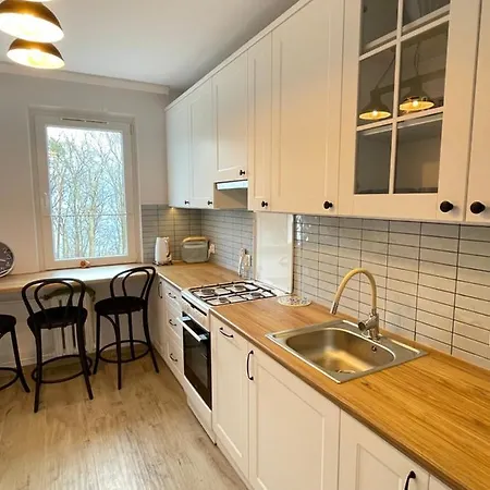 Zatoka Spokoju غدينيا